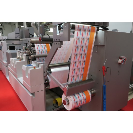 Unleash Superior Flexo Printing Solutions for Premium Packaging Needs